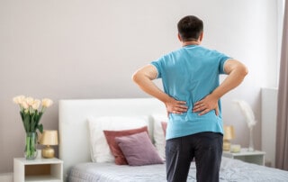 What can a chiropractor do for severe lower back pain in Honolulu?